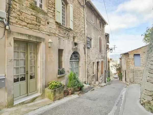 COEUR DE VILLAGE AVEC VUE BONNIEUX