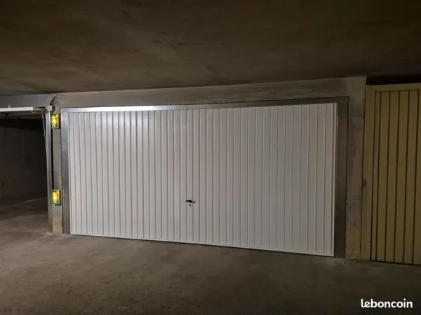 Garage double Bron centre