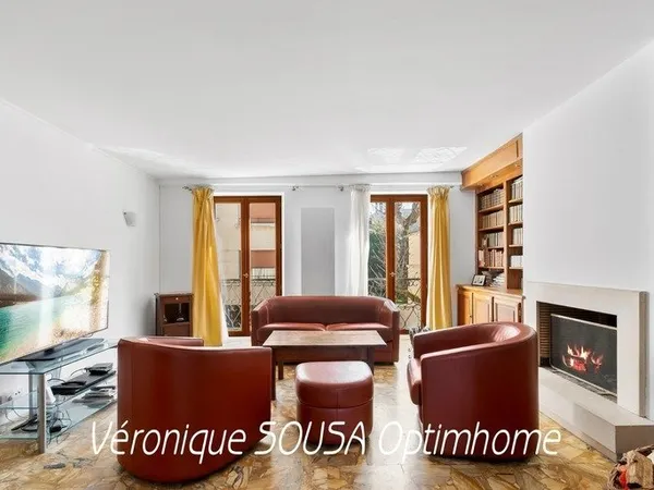 Appartement 5 pièces avec terrasse et box, à 7 min du RER SAINT GERMAIN EN LAYE