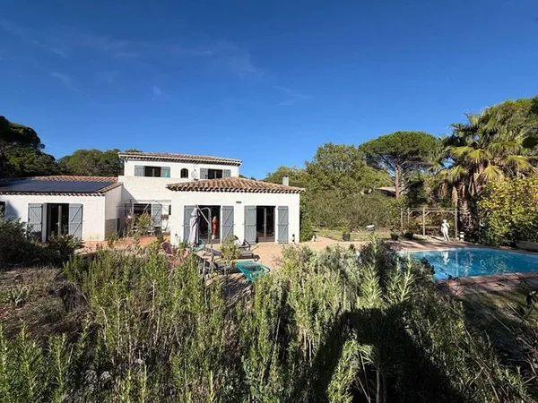 Villa 5 pièces 188 m²