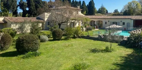 Propriété avec piscine Saint Remy De Provence