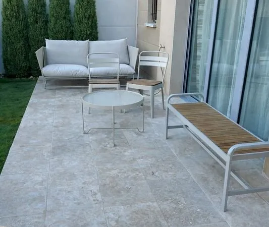 T3 duplex récent avec jardin + 2 parkings + 2 WC - aucun travaux