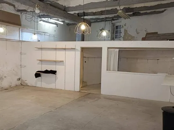 Local commercial 75 m²