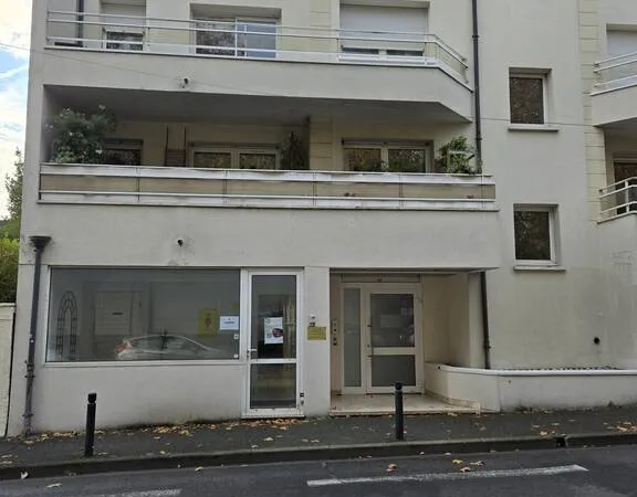 Bureaux/Locaux professionnels 3 pièces 45 m²