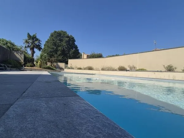 Coup de coeur à Labastide-d'Anjou Maison avec piscine et gr