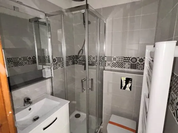 Appartement Bagnols En Foret 1 pièce(s) 17m2