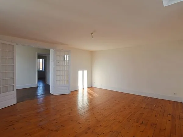 Appartement 6 pièces 165 m²
