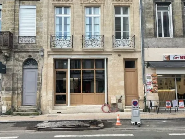 Local commercial 85 m²