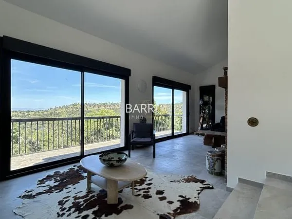 Propriété de prestige de 240 m2 avec vue panoramique