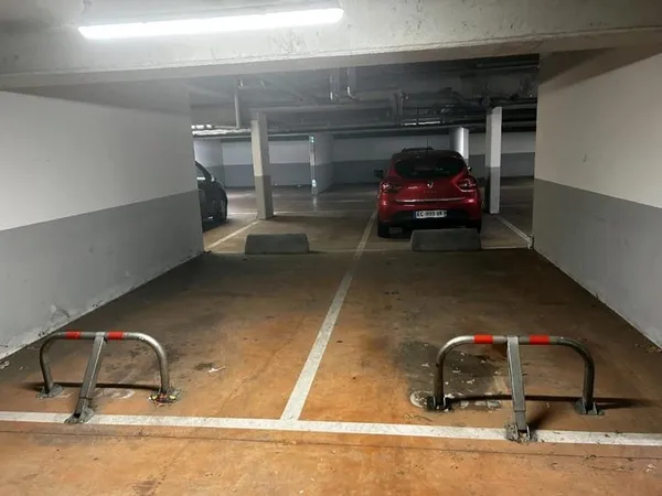 Stationnement Location Palaiseau  13m² 55€