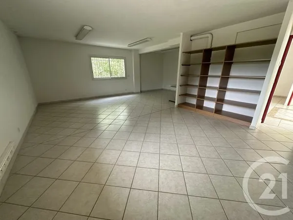 Bureaux 90 m²