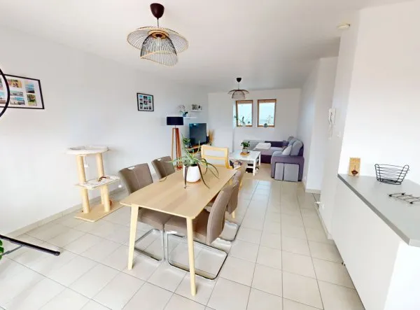 APPARTEMENT LUMINEUX SITUE DANS UNE RESIDENCE SECURISEE