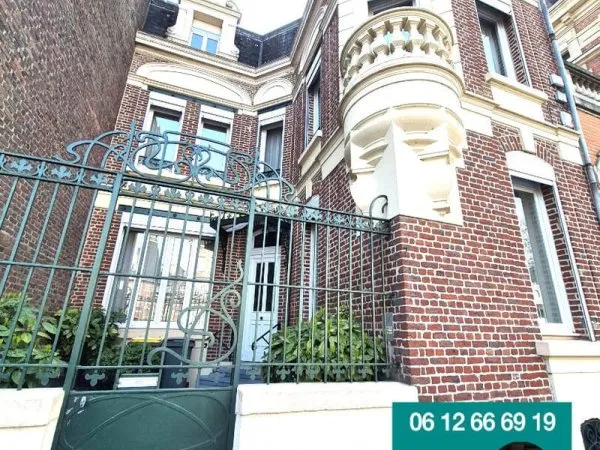 Maison bourgeoise Cambrai 10 pièce(s) 223 m2