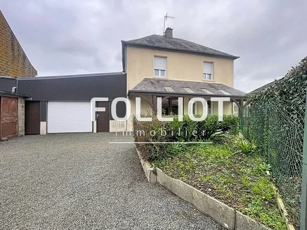 A vendre - Maison de bourg Gavray