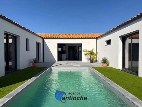 Maison de plain-pied haut de gamme - 150 m² - Construction 2022