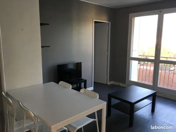 Appartement 73 m², 4 chambres, lumineux, dernier étage, Paris Campagne Drancy