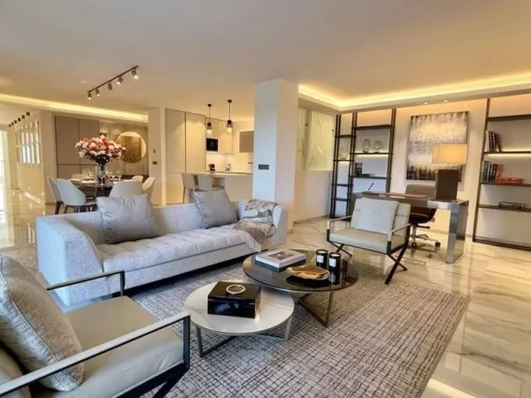 Appartement 3 pièces 127 m²