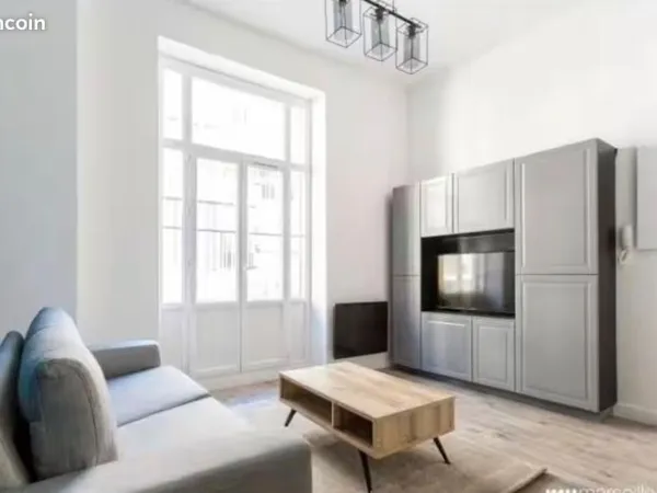 Studio meublé - Castellane