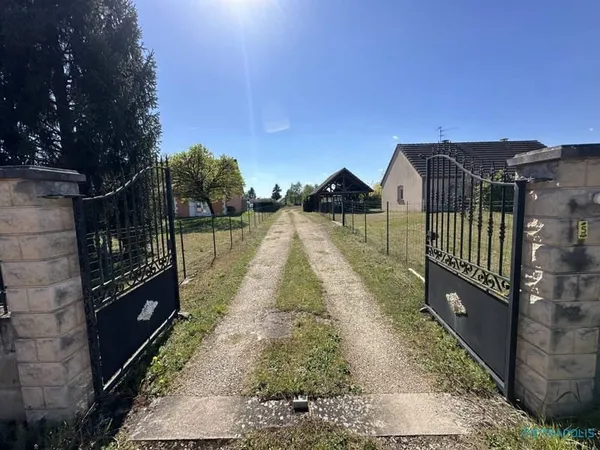 Maison de plain-pied 4 pièces 94 m²