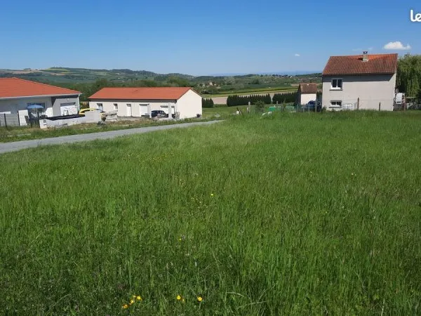 Terrain à Bâtir à Combronde