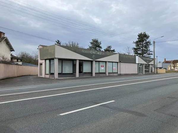Local commercial 487 m²