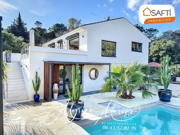 Villa avec piscine et terrasse Saint aygulf (83)