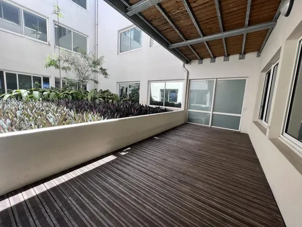 BUREAU DE 202 m²