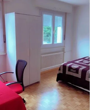 Chambre meublé