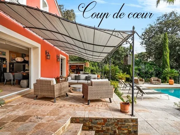 Six-Fours le Brusc, villa avec piscine, 4 chambres, plage et port à pied