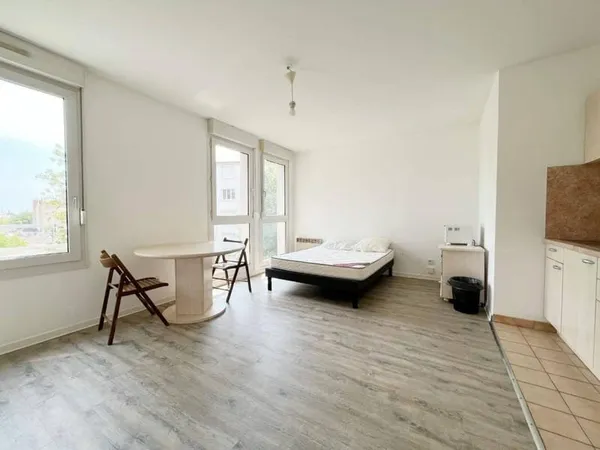 Studio 1 pièce 30 m²