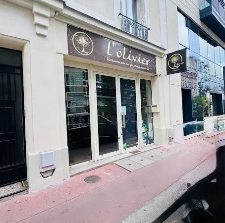 Commerce 45 m²