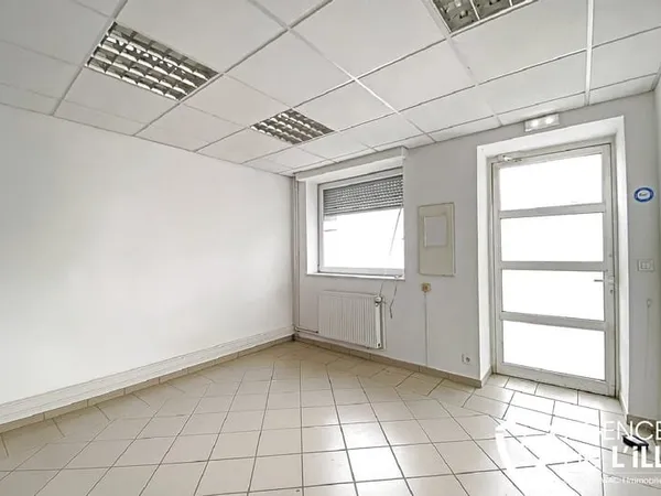 Local atelier ou stockage de 130 m2 - Lot D1C4