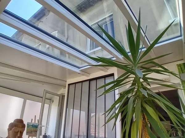 Maison de village T5, 125m², véranda, terrasse, jardin et garages
