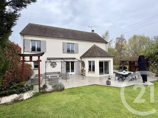 Maison 6 pièces 205 m²