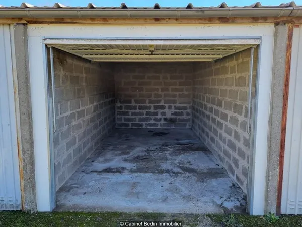 Garage 12 m²