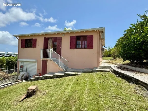 🌺 Charmante maison avec terrasse à Sainte-Anne - Proche plage de Bois Jolan 🌺