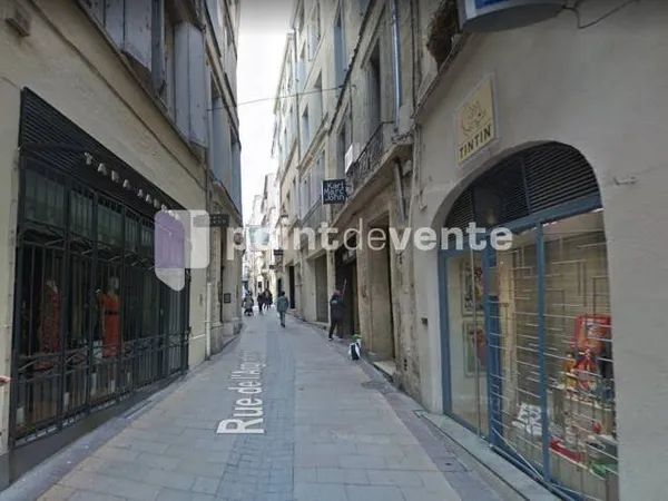 Local commercial 65 m²