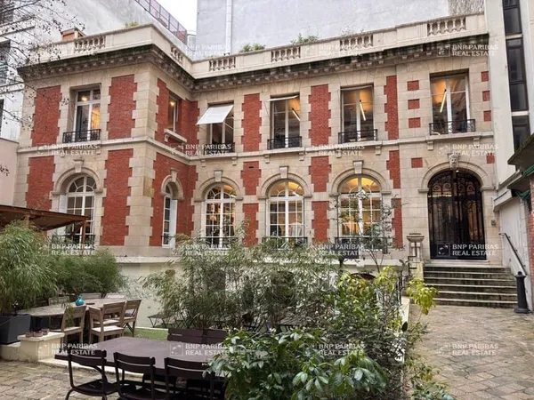 Bureaux 422 m²
