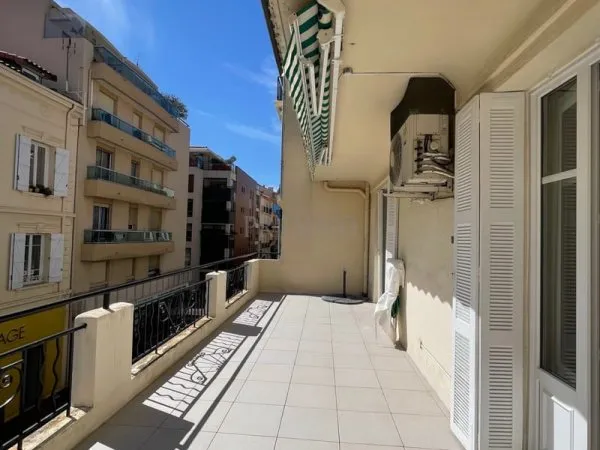 Appartement Haussmannien Saint Raphael triangle d'or