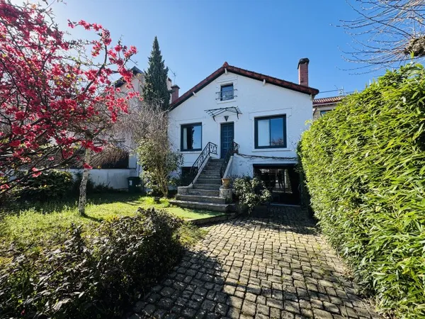 Maison 6 pièces 200 m²