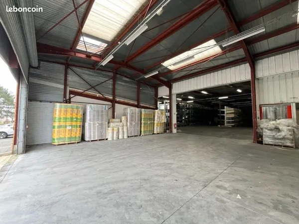 Atelier / Local d'activité 180 m² - Amiens Montières - Flexibilité totale