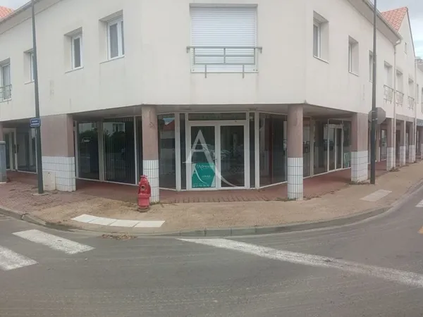 Bureaux 140 m²