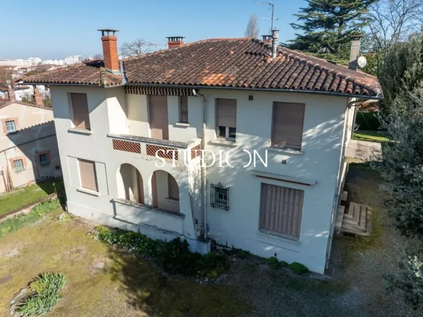 Maison Exceptionnelle Coeeur Côte Pavée