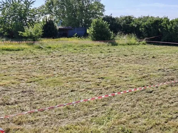 Terrain 566 m²