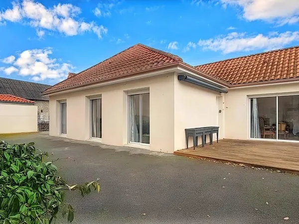 Rare à Lons - A vendre Maison de plain-pied de 2011 avec 4 chambres et un grand garage - DPE Classe 