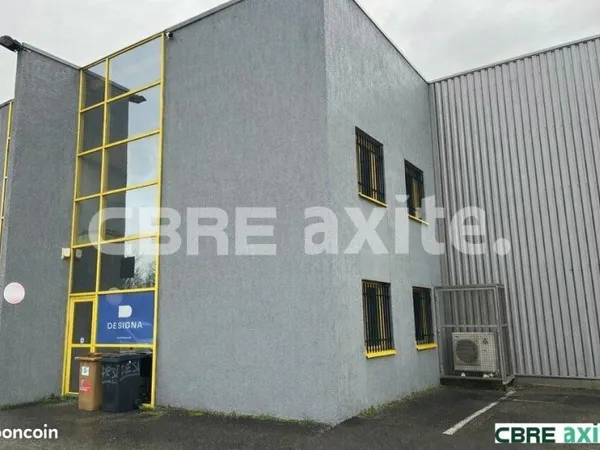 LOCAL D'ACTIVITE 194 m² LA VERPILLIERE