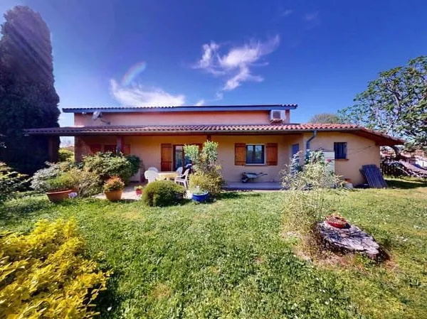 Maison 6 pièces 160 m²