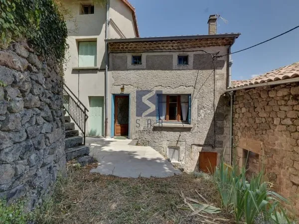 Marcols-Les-Eaux : Pied à terre idéal en ardèche