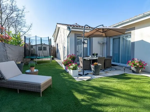 Villa Belleville En Beaujolais 6 pièce(s) 120 m2
