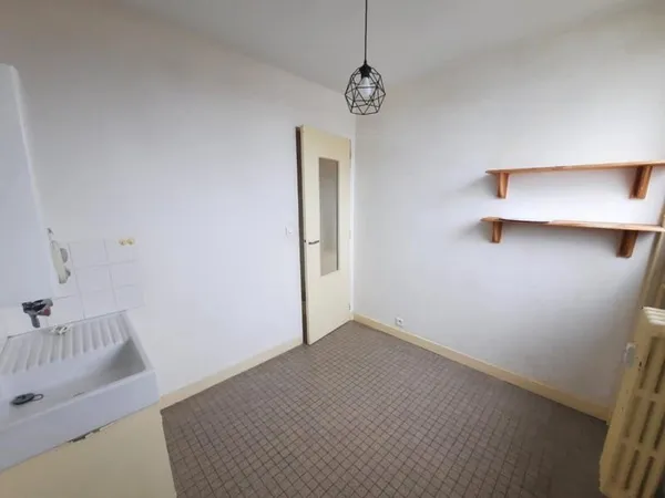 A LOUER- AGENCE GIBOIRE- Appartement T1- RENNES VILLEJEAN